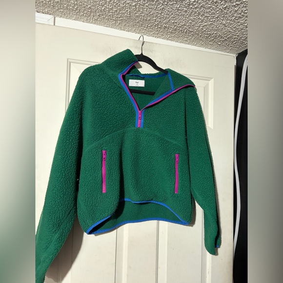 TNA Sweaters - TNA fleece half zip